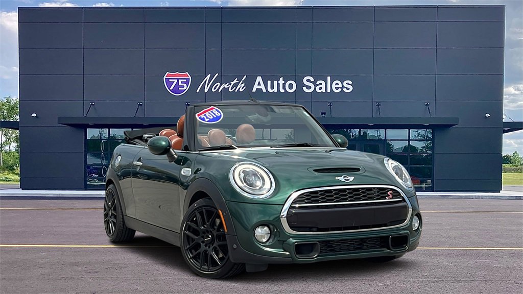 Used 2018 MINI Cooper S image 1