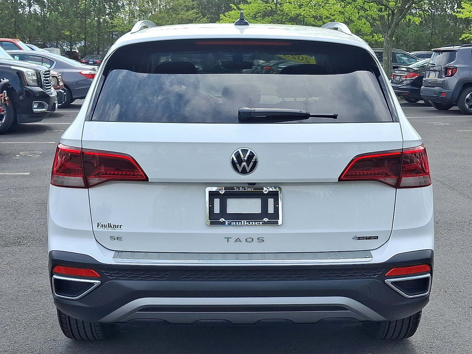 Used 2023 Volkswagen Taos SE AWD/4WD image 5