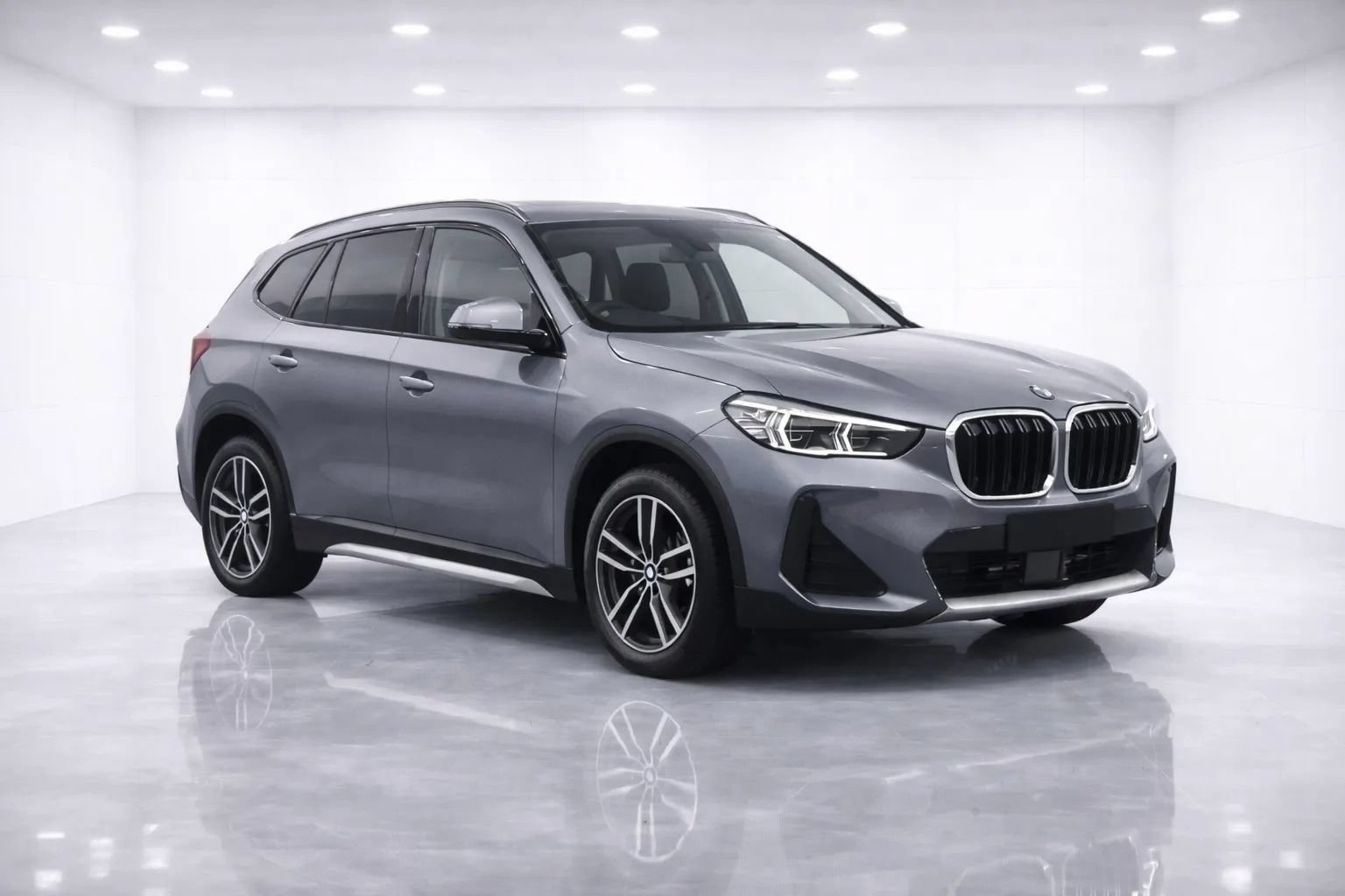 Used 2023 BMW X1 xDrive28i w/ Premium Package AWD/4WD image 7