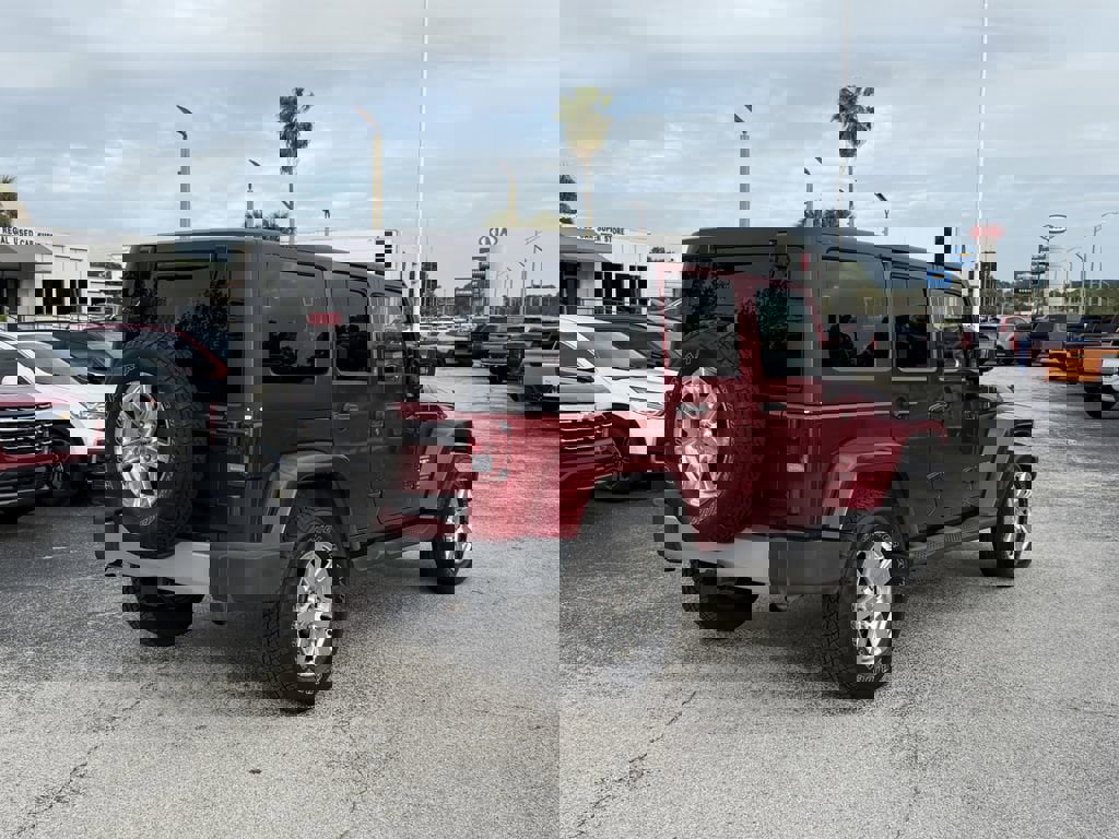 Used 2012 Jeep Wrangler Unlimited Sahara w/ Dual Top Group image 5