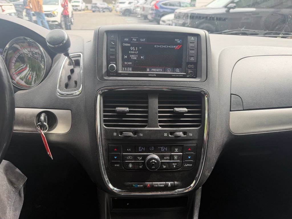 Used 2013 Dodge Grand Caravan R/T w/ Safety Sphere Group FWD image 20
