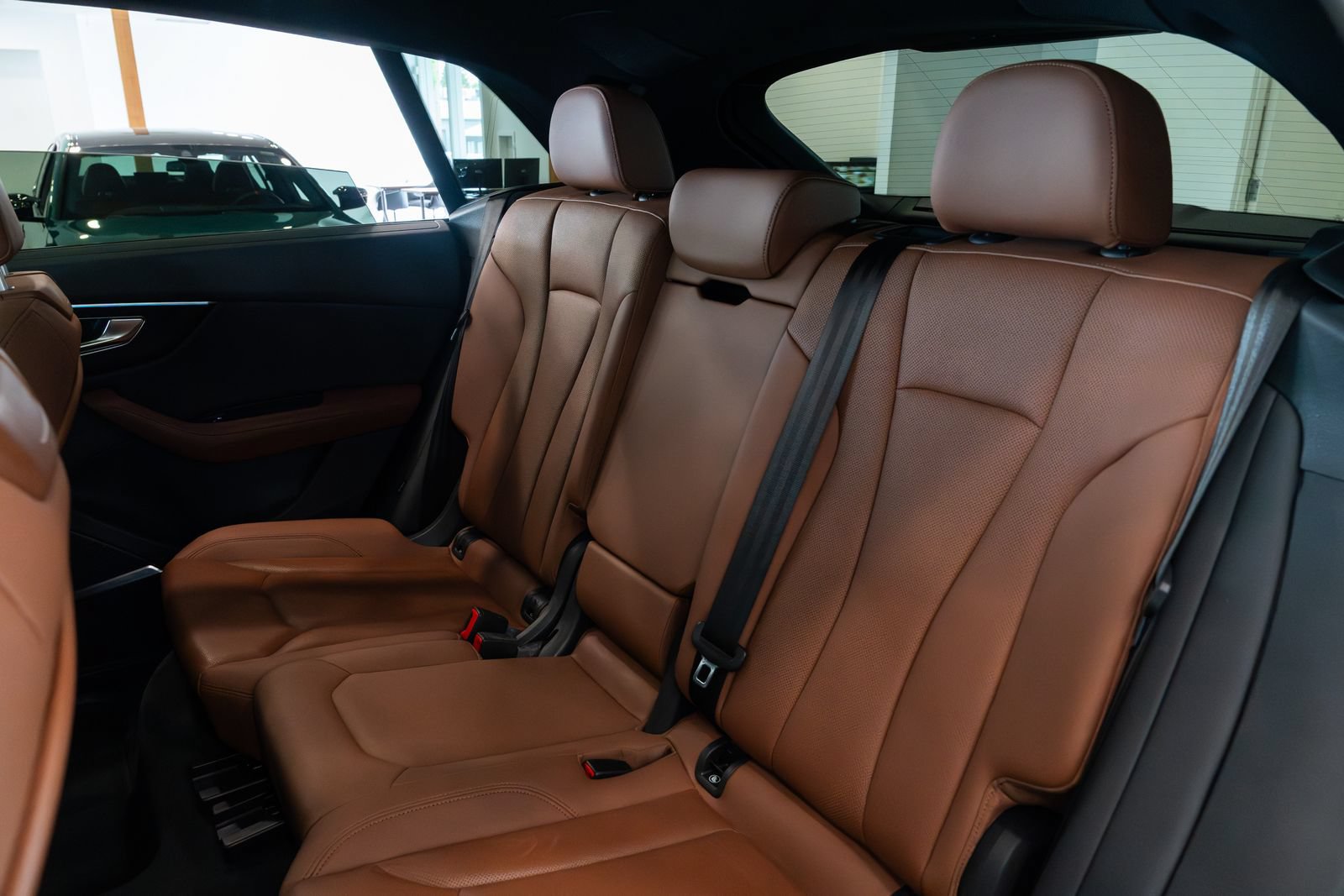 Used 2022 Audi Q8 Prestige w/ Prestige Package AWD/4WD image 21
