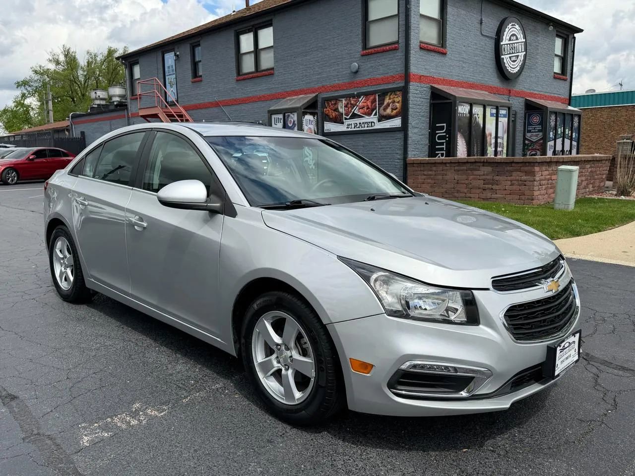 Used 2016 Chevrolet Cruze LT w/ Technology Package FWD image 5