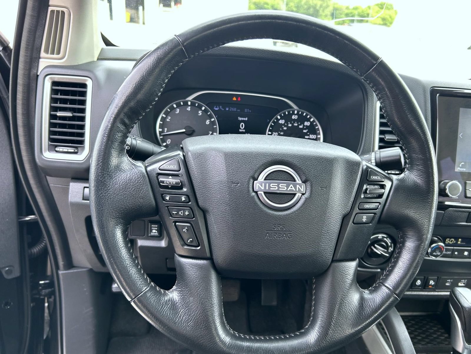 Used 2022 Nissan Frontier SV AWD/4WD image 12