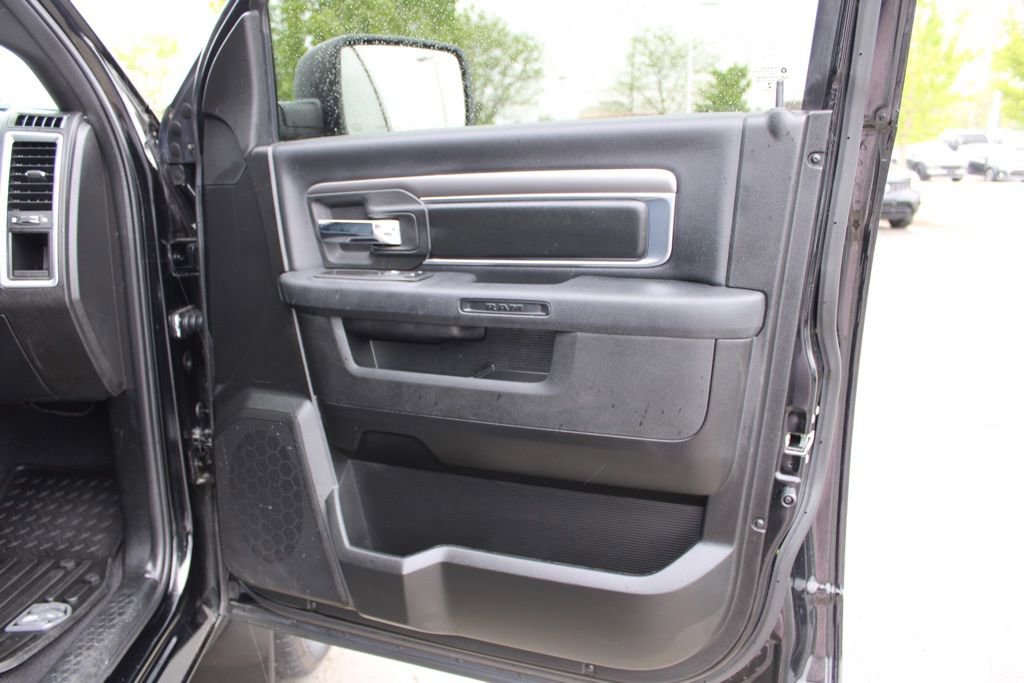 Used 2021 RAM 1500 Classic Warlock w/ Electronics Group AWD/4WD image 21