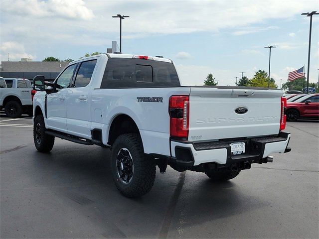 New 2025 Ford F250 XLT w/ Black Appearance Package image 4
