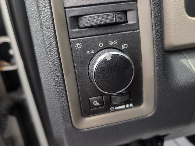 Used 2011 RAM 2500 ST w/ ST Popular Equipment Group AWD/4WD image 14