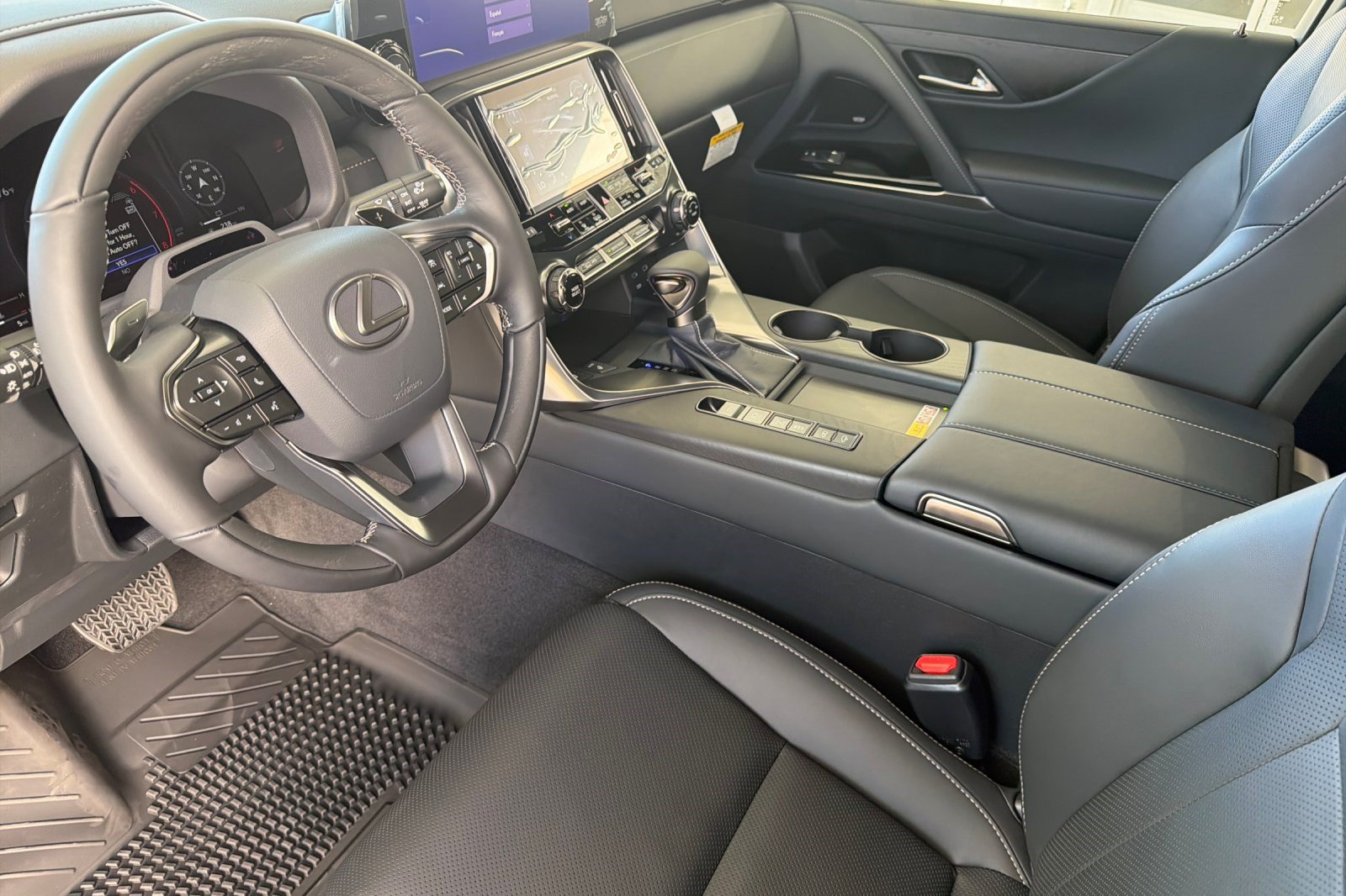 New 2026 Lexus LX 600 4WD w/ Luxury Package image 8