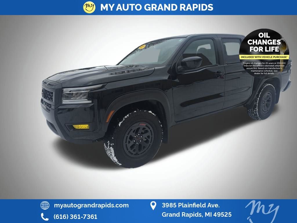 Used 2025 Nissan Frontier PRO-4X w/ Pro Premium Package image 3