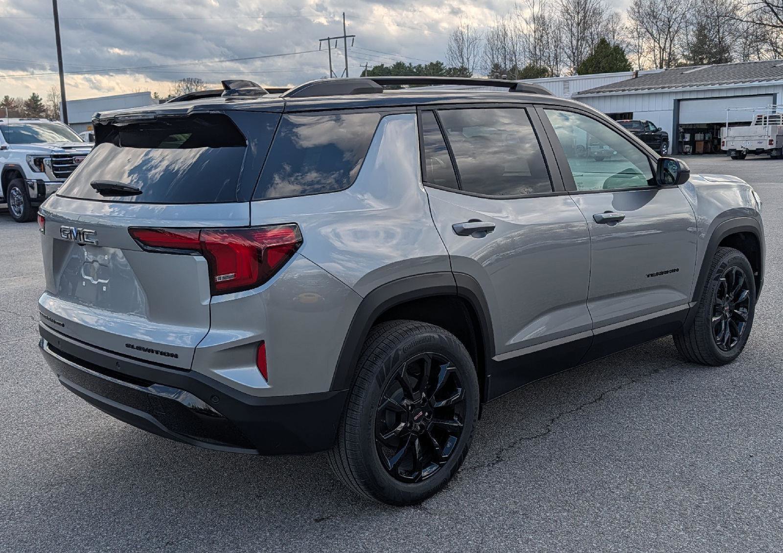 New 2026 GMC Terrain Elevation w/ Elevation Premium Package AWD/4WD image 8