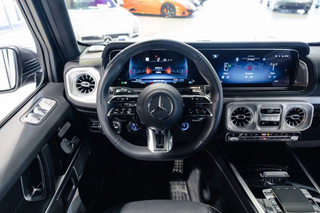 Used 2025 Mercedes-Benz G 63 AMG 4MATIC image 46
