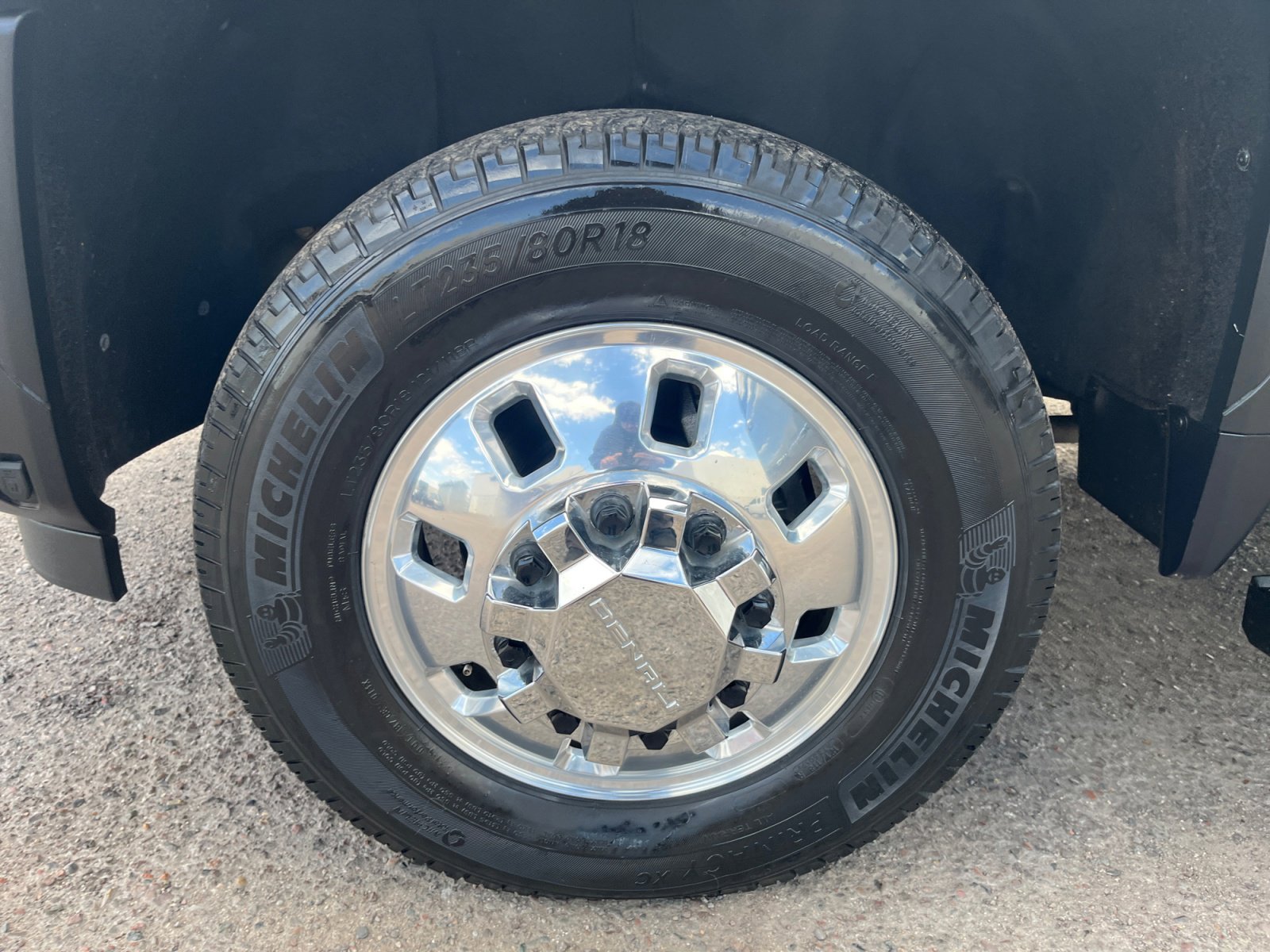 Used 2024 GMC Sierra 3500 Denali Ultimate image 26