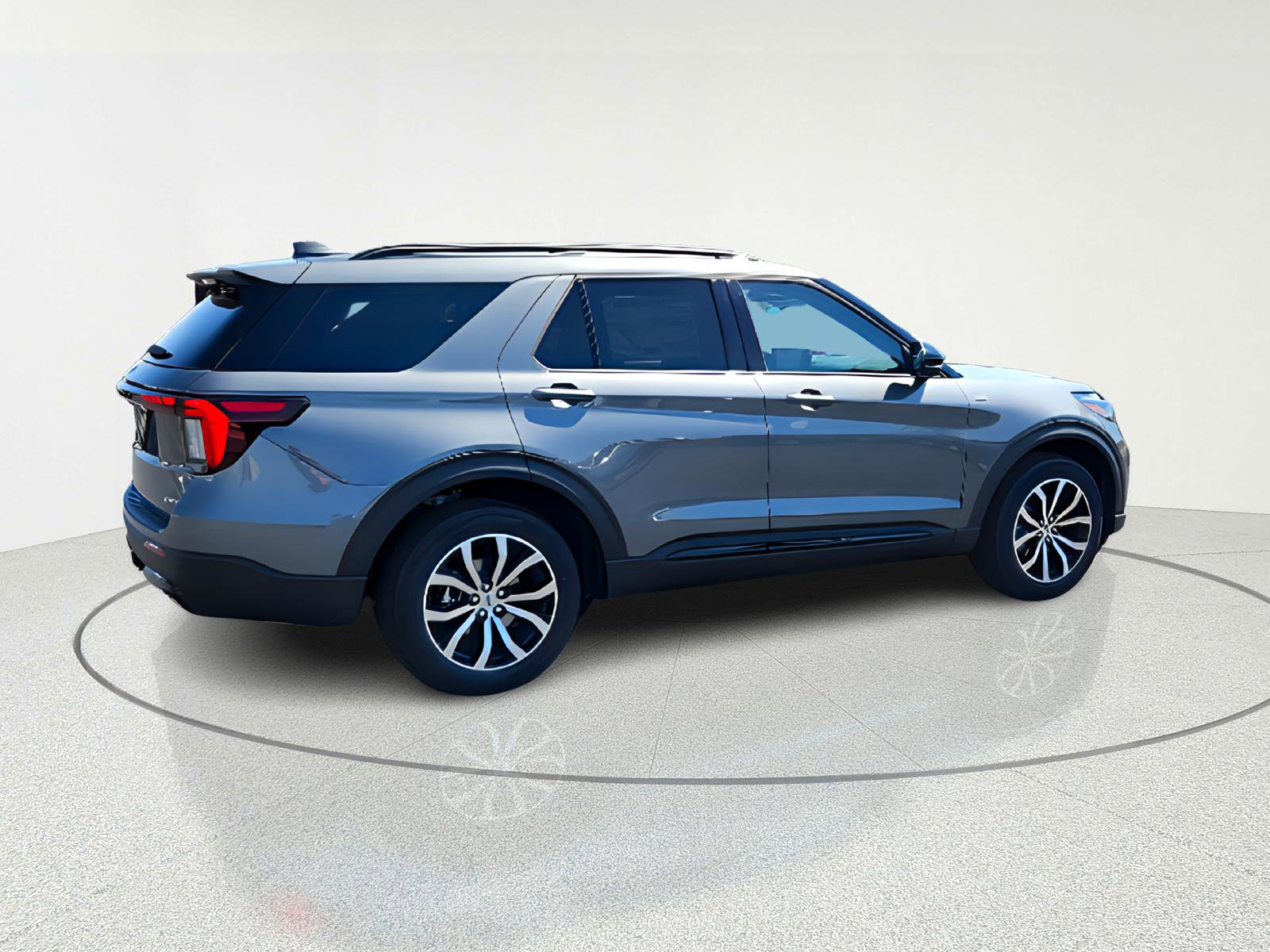 New 2026 Ford Explorer ST-Line image 9