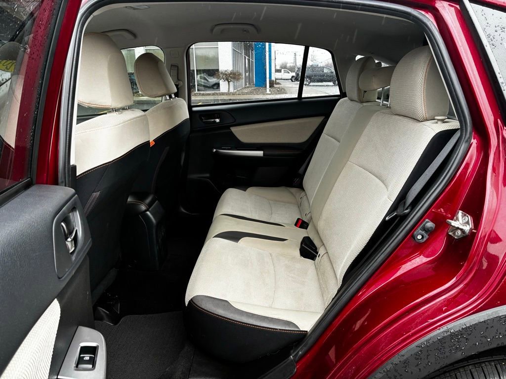 Used 2017 Subaru Crosstrek 2.0i Premium image 32