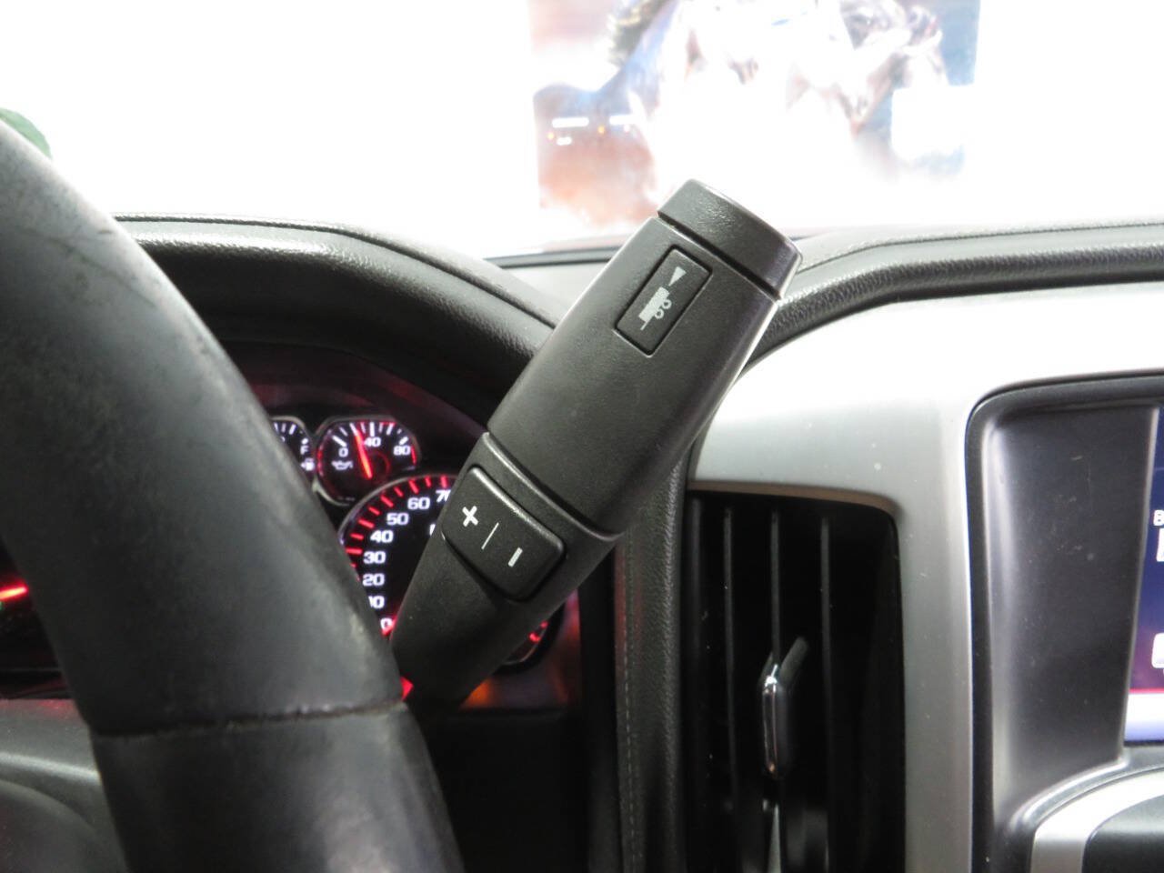 Used 2015 GMC Sierra 2500 SLE w/ SLE Preferred Package AWD/4WD image 16