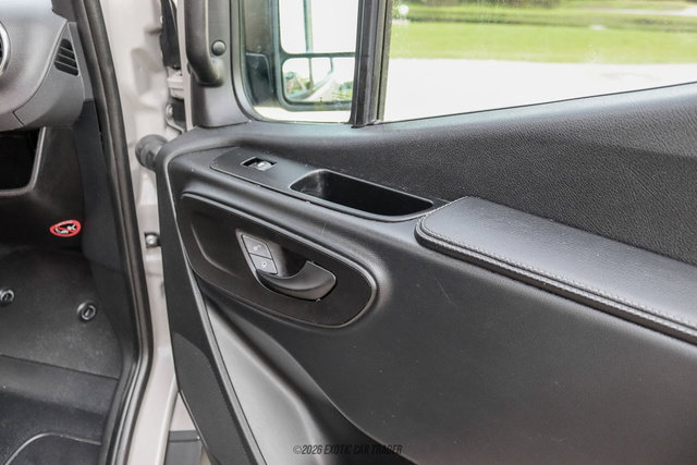 Used 2023 Mercedes-Benz Sprinter 2500 image 48