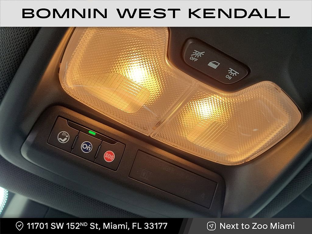 Used 2022 Chevrolet TrailBlazer RS image 24