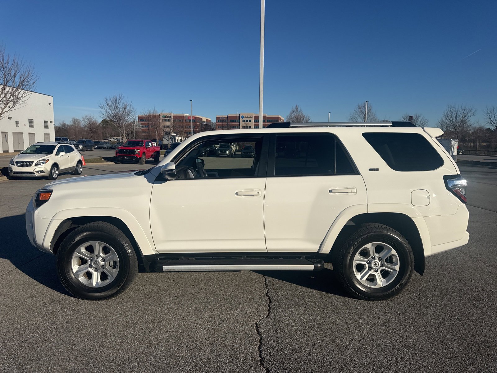 Used 2023 Toyota 4Runner SR5 Premium image 8
