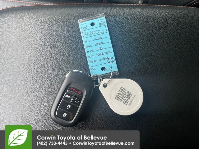 Used 2025 Honda CR-V Sport Touring image 16