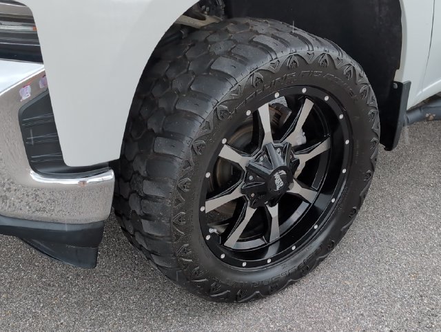 Used 2019 Chevrolet Silverado 1500 LT w/ All-Star Edition AWD/4WD image 11