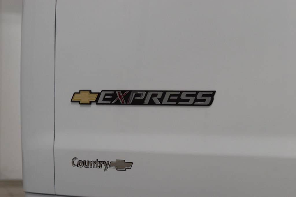 New 2026 Chevrolet Express 3500 LS RWD image 14