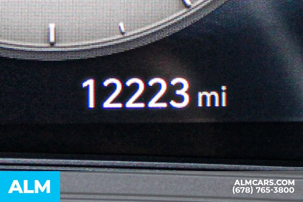 Used 2023 Hyundai Kona Limited image 45