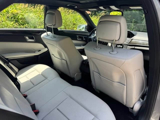 Used 2015 Mercedes-Benz E 350 4MATIC Sedan image 16