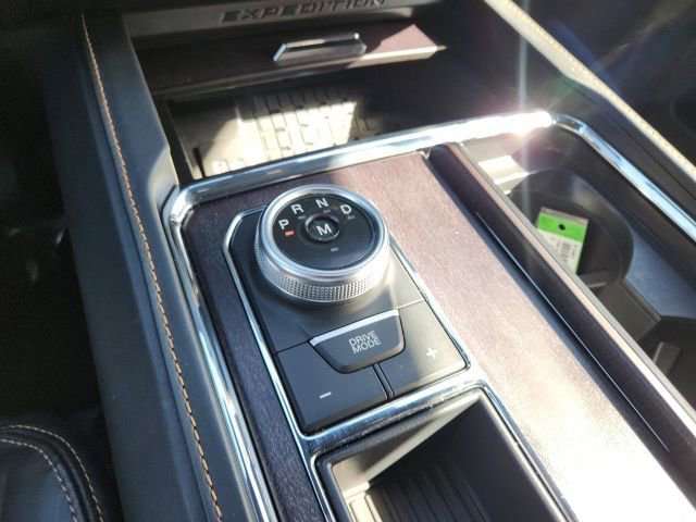 Used 2022 Ford Expedition Platinum image 36