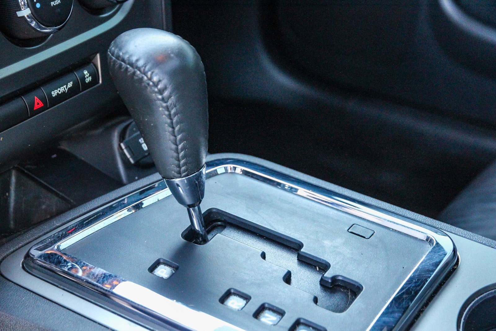 Used 2014 Dodge Challenger R/T image 35