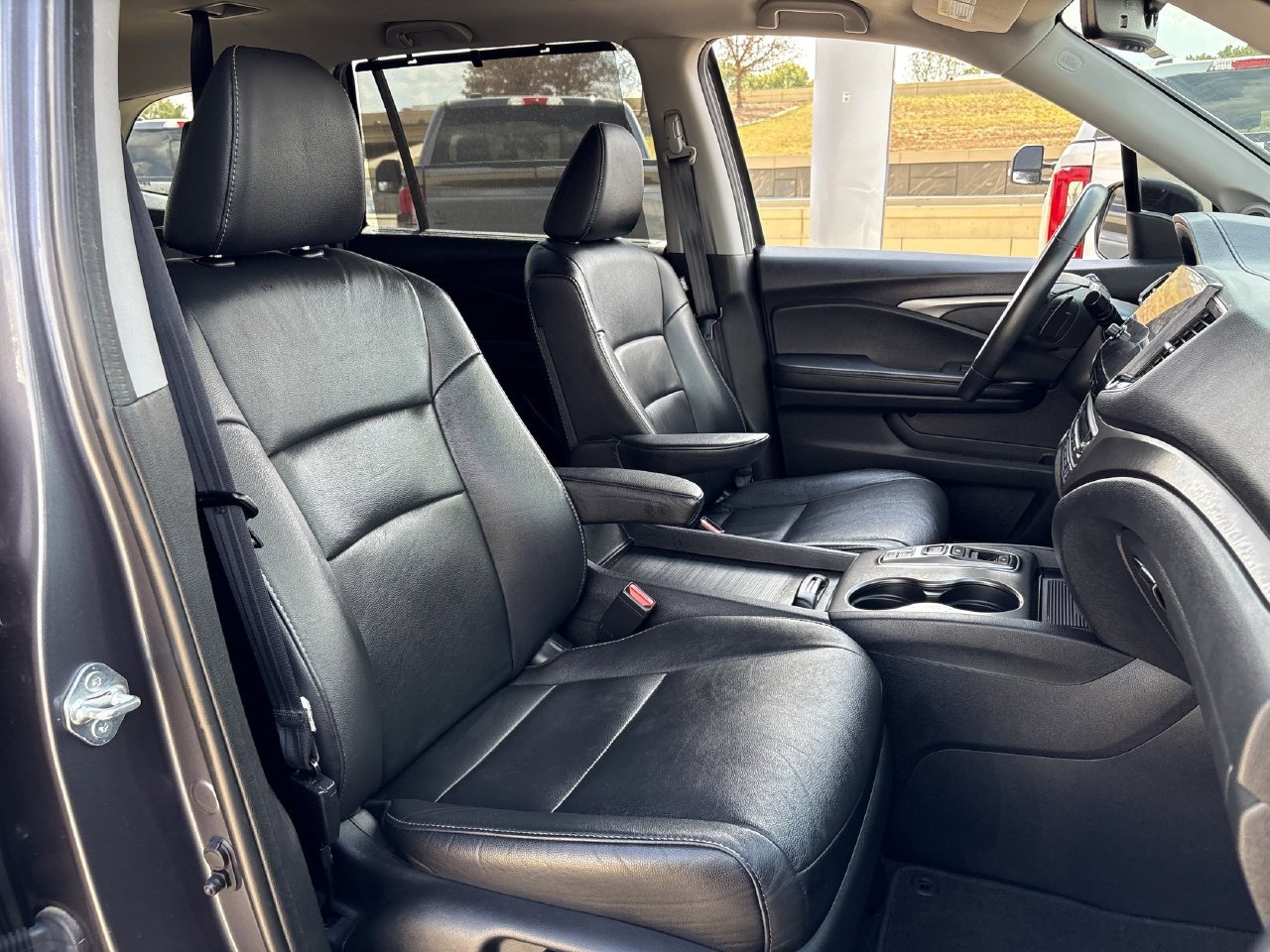 Used 2022 Honda Pilot Special Edition image 32