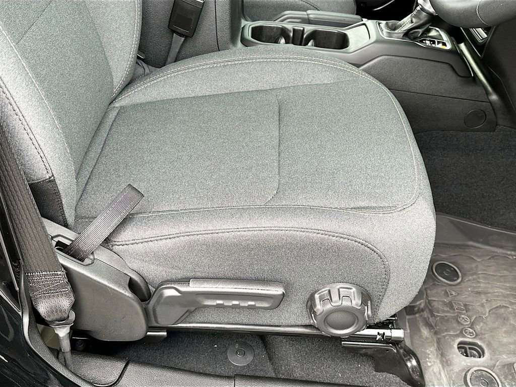 Used 2024 Jeep Wrangler Unlimited Sport w/ Convenience Group image 22