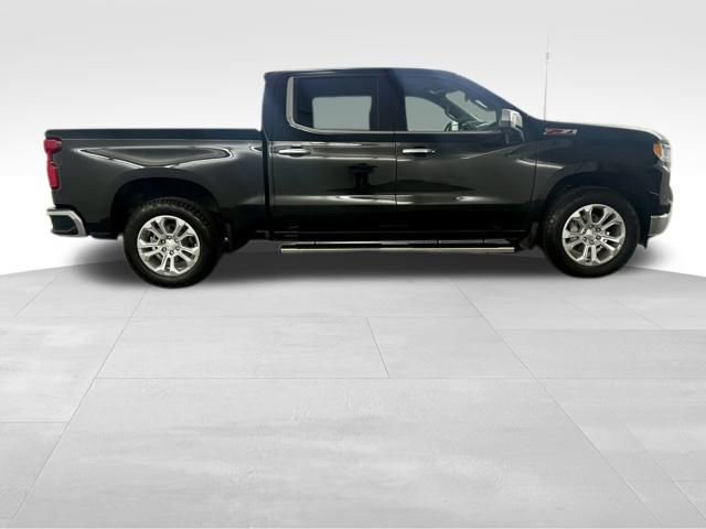 Certified 2024 Chevrolet Silverado 1500 LTZ w/ Z71 Off-Road Package image 10