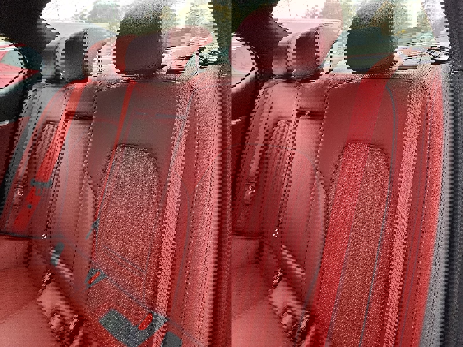 Used 2023 Genesis G70 2.0T w/ Sport Prestige Package image 25