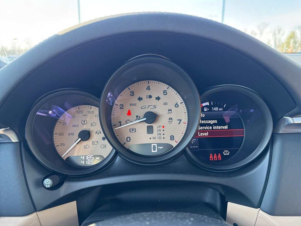 Used 2024 Porsche Macan GTS image 12