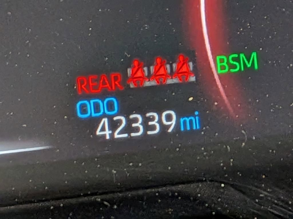 Used 2024 Toyota RAV4 Adventure image 23