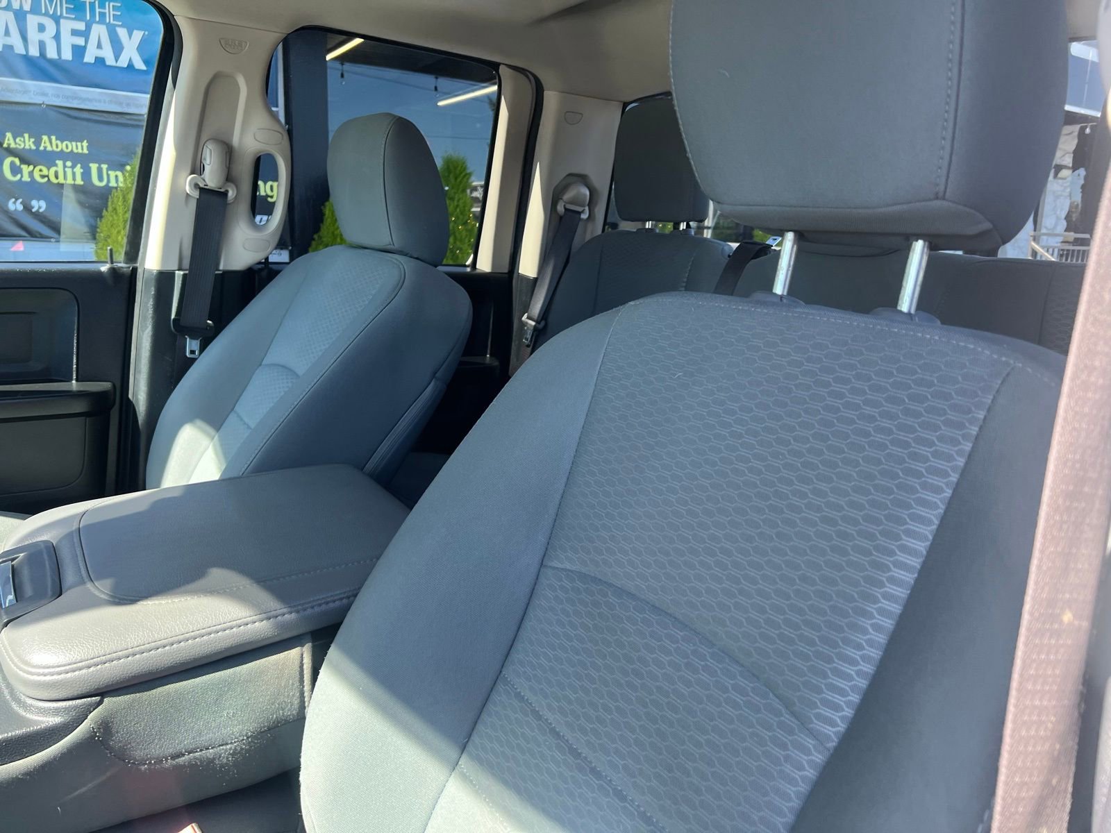 Used 2015 RAM 1500 ST w/ SXT Appearance Group AWD/4WD image 18