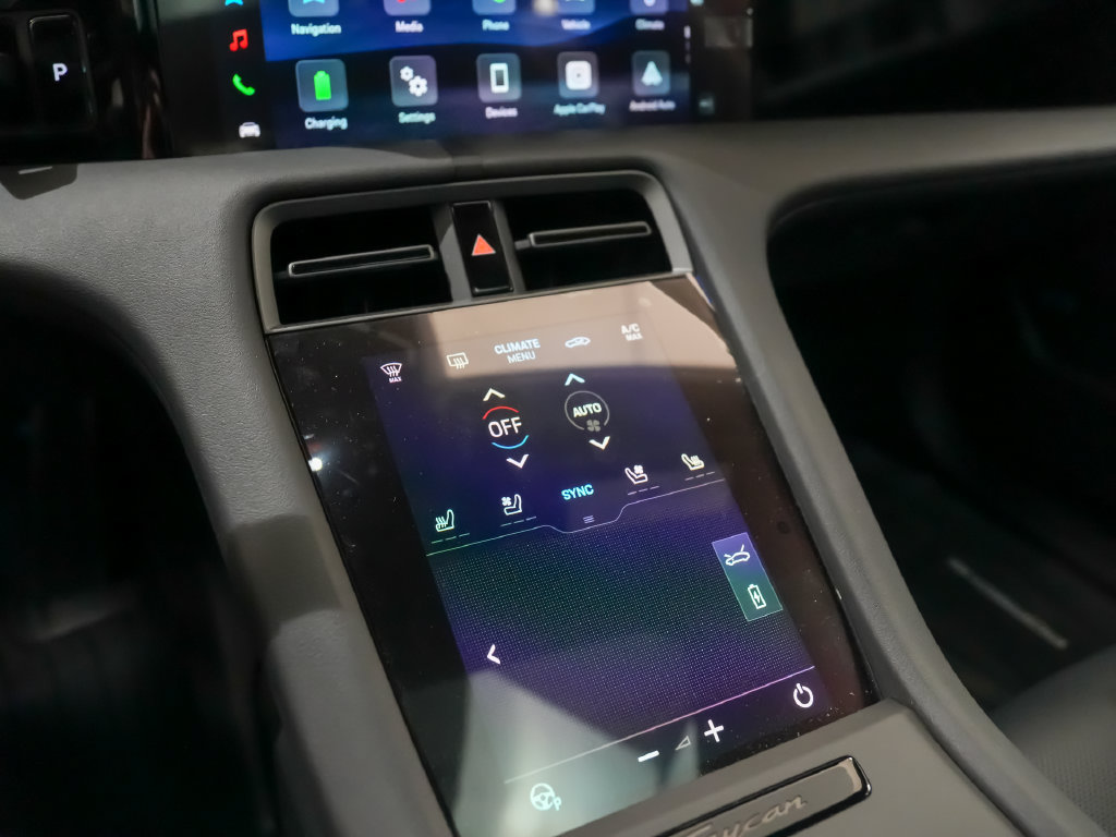New 2026 Porsche Taycan AWD/4WD image 33