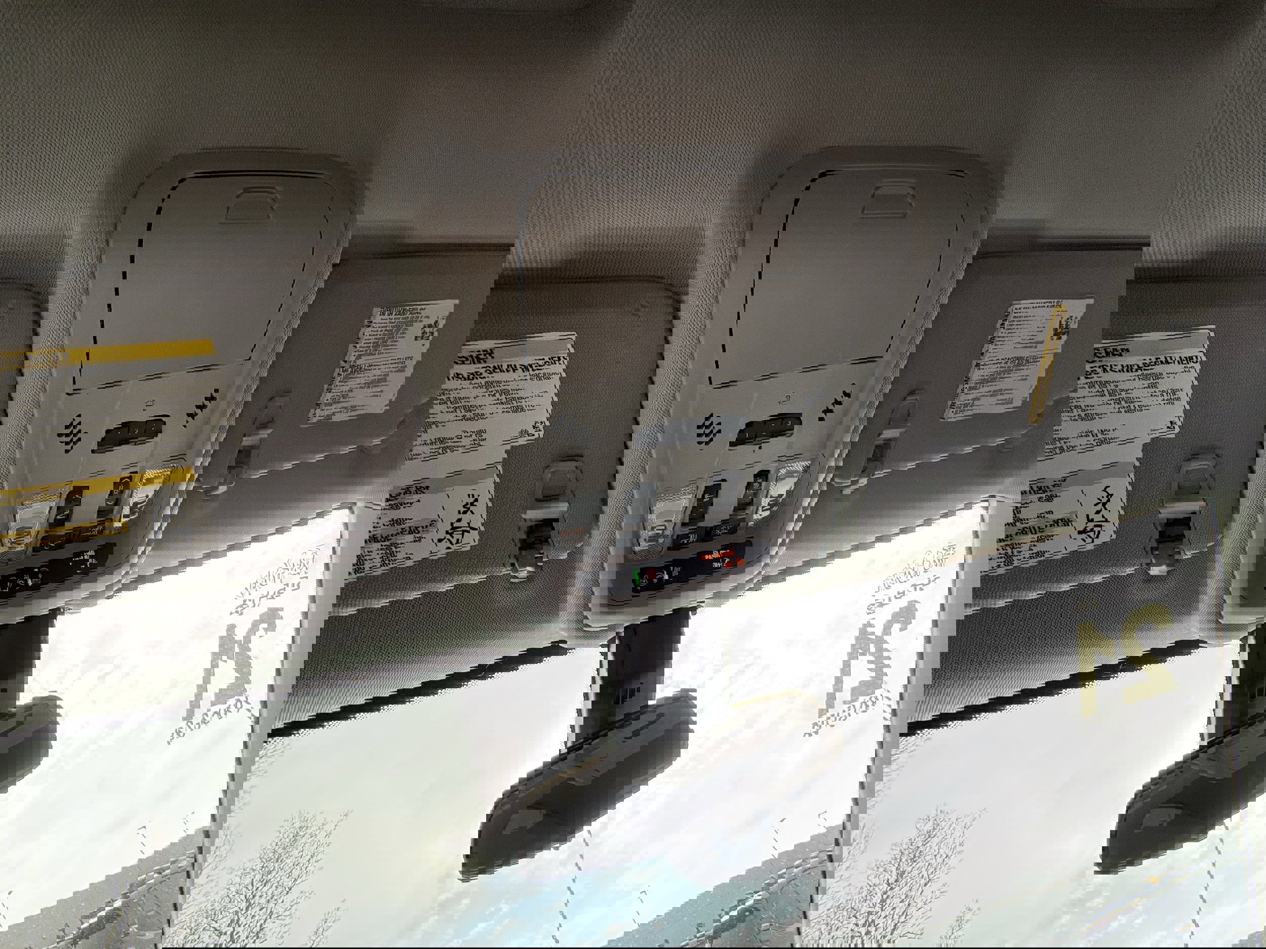 Used 2021 Chevrolet Equinox LT image 24