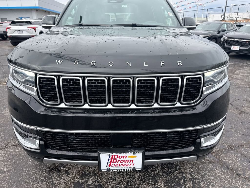 Used 2024 Jeep Wagoneer L Series III w/ Flexible Seating Group image 31