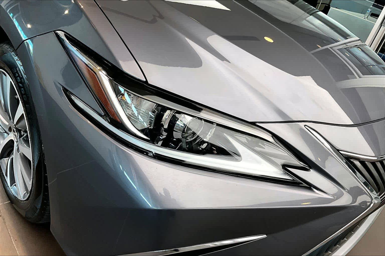 Used 2021 Lexus ES 350 w/ Accessory Package 2 FWD image 27