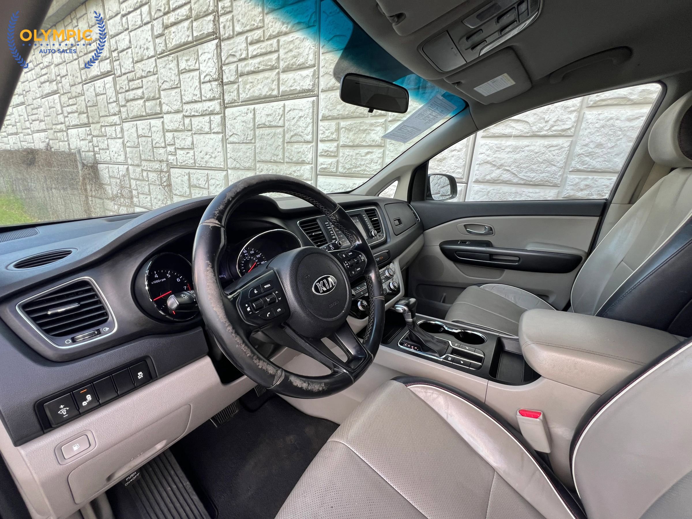 Used 2021 Kia Sedona EX image 20