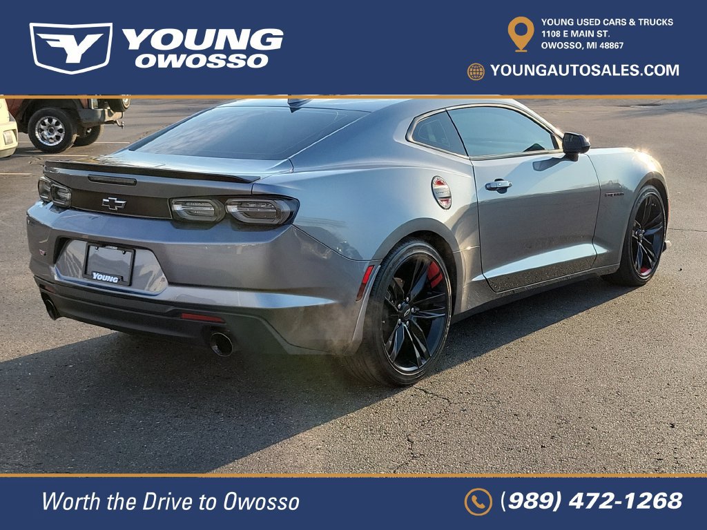 Used 2021 Chevrolet Camaro LT w/ Redline Edition RWD image 3