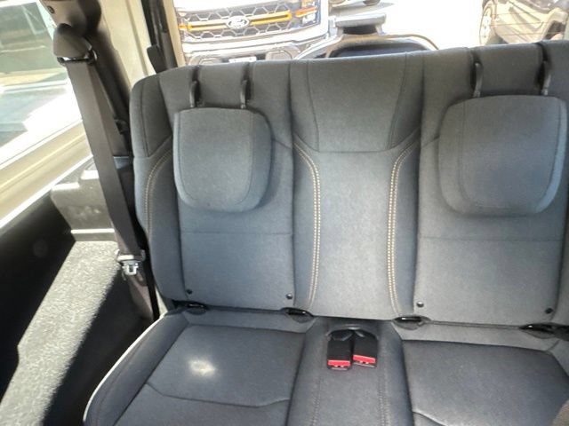 Used 2026 Jeep Wrangler Sport AWD/4WD image 22