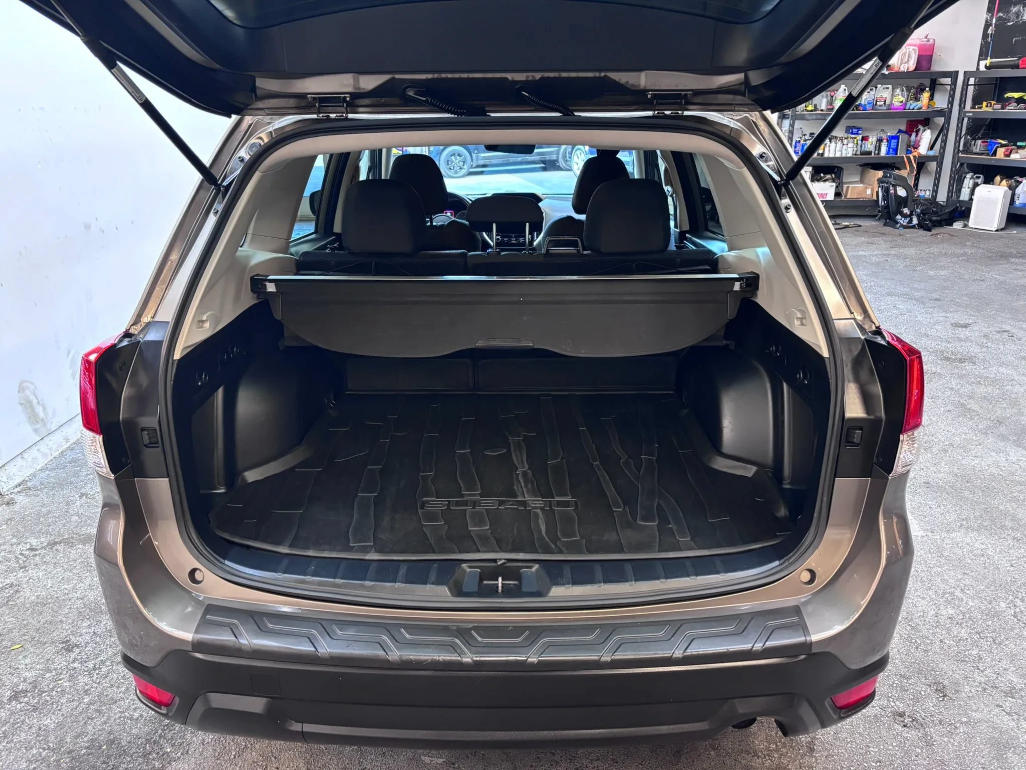 Used 2019 Subaru Forester Premium w/ All-Weather Package AWD/4WD image 23