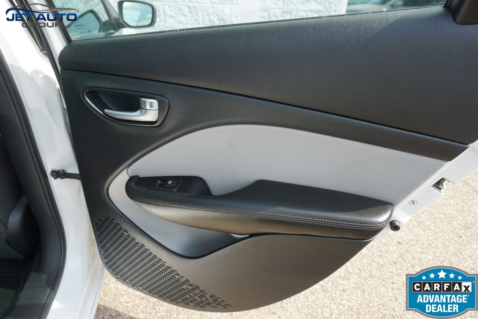 Used 2015 Dodge Dart SXT w/ Sun/Sound Group FWD image 20