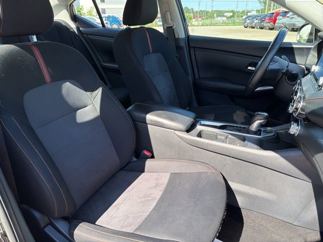 Used 2023 Nissan Sentra SR w/ Midnight Edition Package FWD image 16