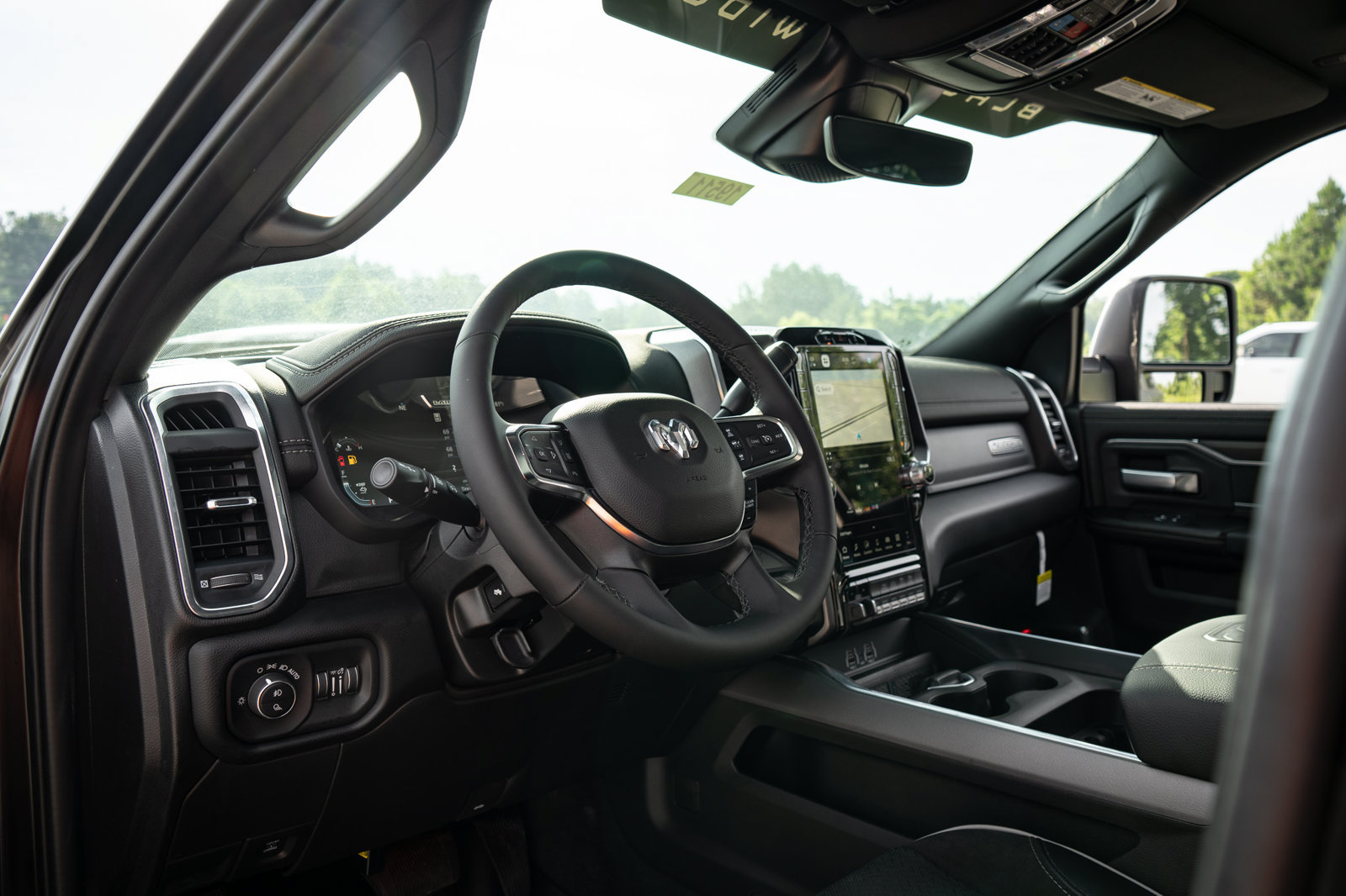New 2026 RAM 2500 Laramie w/ Night Edition AWD/4WD image 23