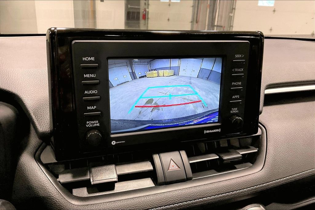 Used 2021 Toyota RAV4 XLE w/ Convenience Package AWD/4WD image 14