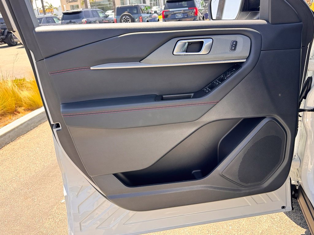 Used 2026 Ford Explorer ST-Line RWD image 15