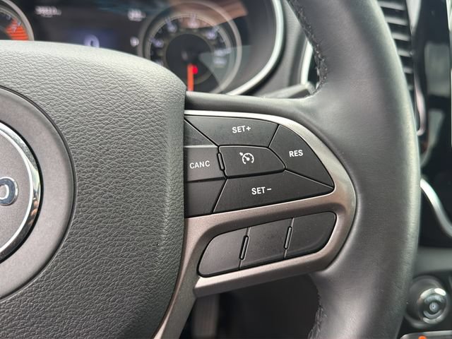 Used 2019 Jeep Cherokee Limited AWD/4WD image 24